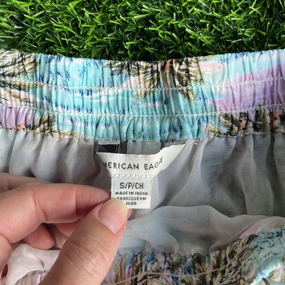 AMERICAN EAGLE Tropical Island Print Shorts size small - Picture 4 of 7